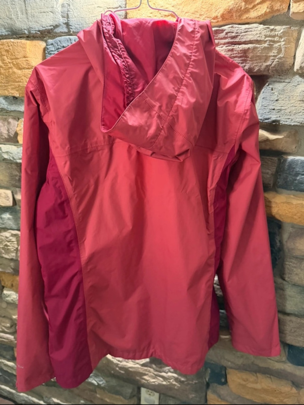 Columbia Omni-Tech Waterproof Hooded Rain Jacket - Coral / Pink - Picture 2 of 7